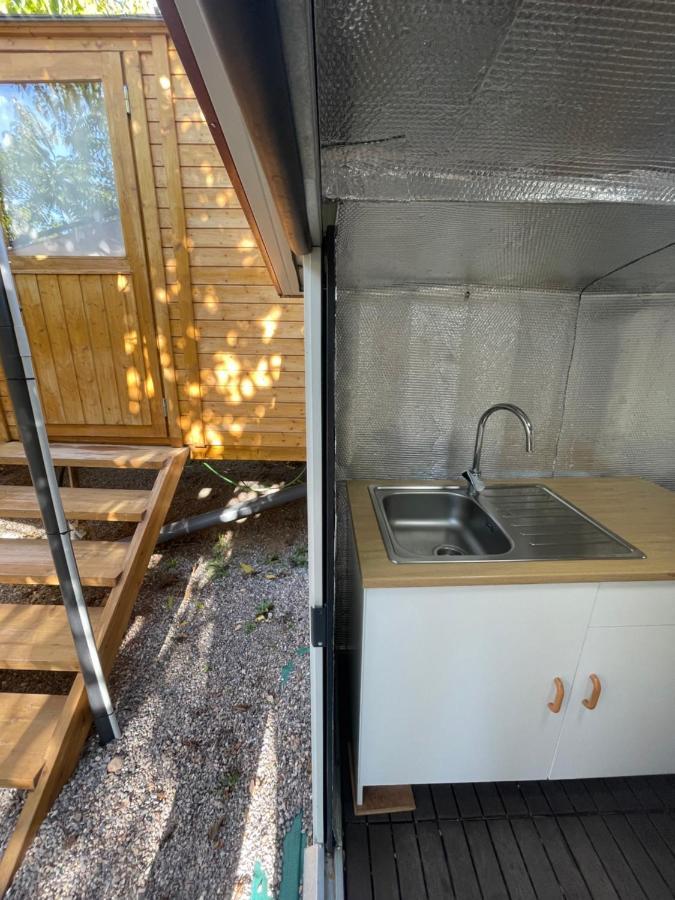 Camping Oliana Екстер'єр фото